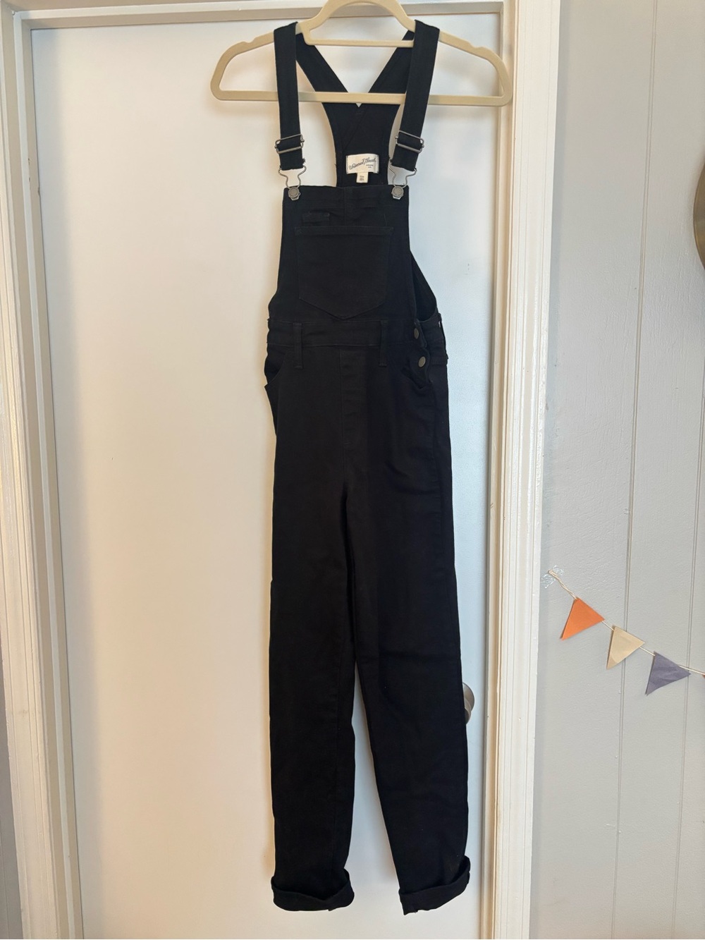 00 Universal Thread Black Overalls with Front Pocket